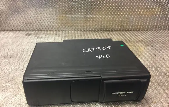 CD/DVD changer