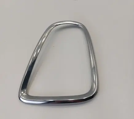 Rear/tail light trim molding