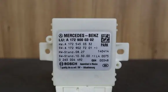 Mercedes-Benz SLK R172 Parking PDC control unit/module 1729000302 A1729000302