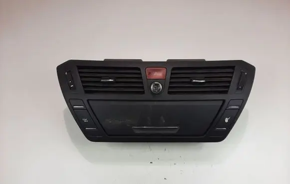 Citroen C4 Grand Picasso Dash center air vent grill