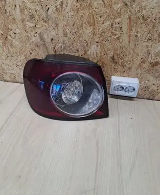 Volkswagen Golf Plus Rear/tail lights 5M0945095K 9649610