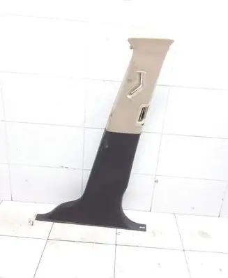 Volvo V70 (B) pillar trim (bottom)