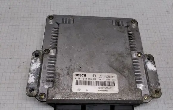 Renault Laguna II Engine control unit/module 0281010556 8200153946
