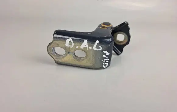 Renault Captur II Rear door lower hinge