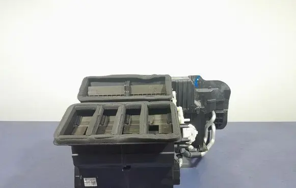Mazda 3 III Interior heater climate box assembly GA041BJS7