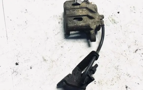 Mitsubishi Outlander Front brake caliper
