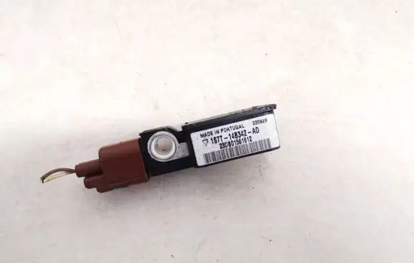 Ford Mondeo Mk III Airbag deployment crash/impact sensor 1s7t14b342ad 1s7t-14b342-ad