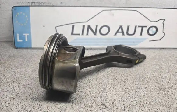 BMW X3 F25 Piston with connecting rod 11247589540 11257558528