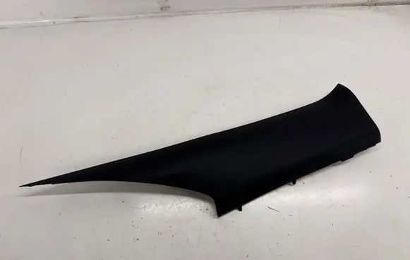 Ford Mustang VI (C) pillar trim FR3B6331011AFW