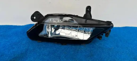 Opel Astra K Front fog light 39217864