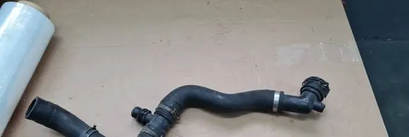 Audi A4 S4 B9 Engine coolant pipe/hose 8W0122293H 261107AB