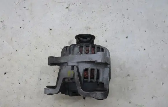 Opel Mokka Generator/alternator 13502593