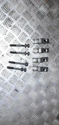 Opel Astra H Fuel Injector clamp holder