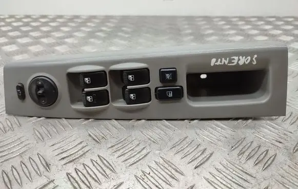 KIA Sorento Electric window control switch