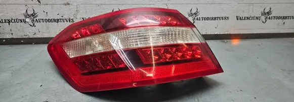 Mercedes-Benz E W212 Rear/tail lights A2129066601