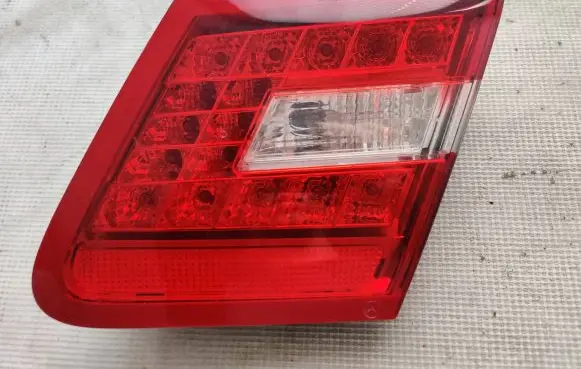 Mercedes-Benz E A207 Tailgate rear/tail lights A2078200464 542502