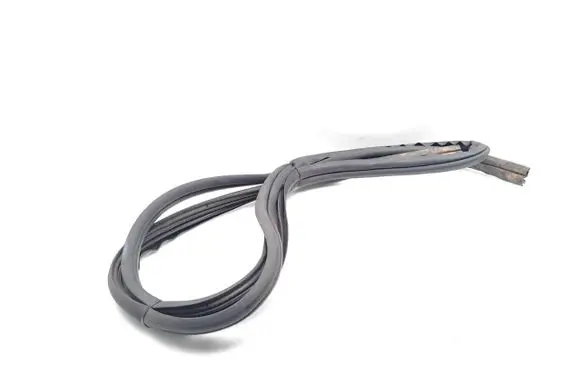Iveco Daily 35 - 40.10 Front door rubber seal 