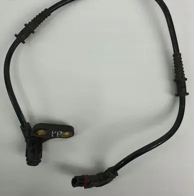 Mercedes-Benz C W202 ABS brake wheel speed sensor A0015429918