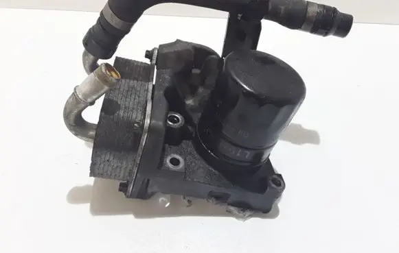 Engine oil radiator