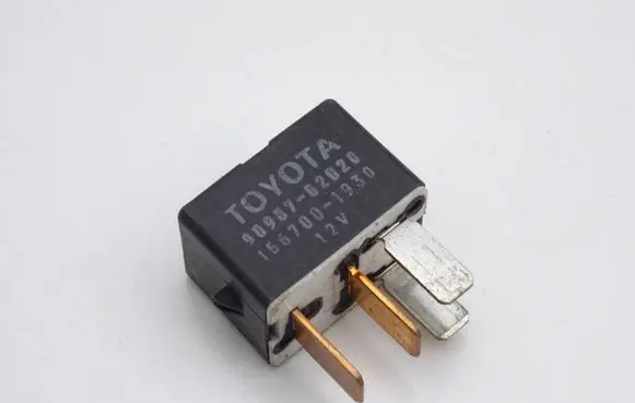 Toyota Corolla Verso E121 Other relay 9098702020 1567001930