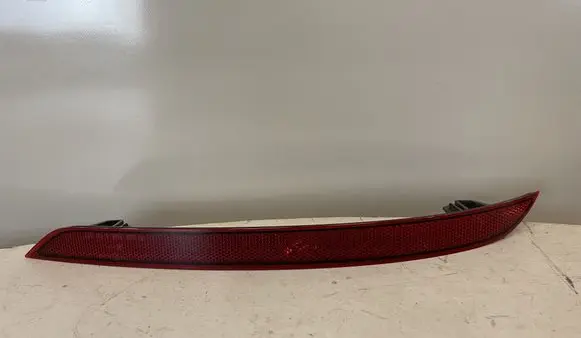 Volvo XC60 Rear tail light reflector 32133450