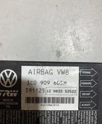 Volkswagen PASSAT B6 Airbag control unit/module 3C0909605M 391125 12H032S2522