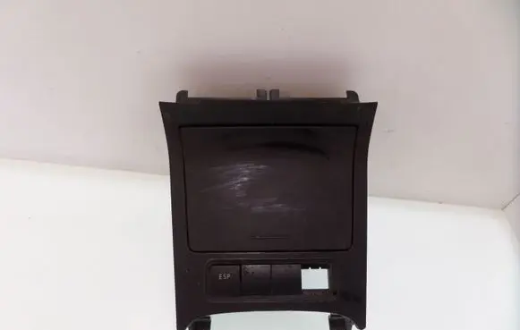 Ashtray (front)