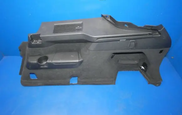 Volvo XC90 Trunk/boot side trim panel 39825199 2950678 17122015