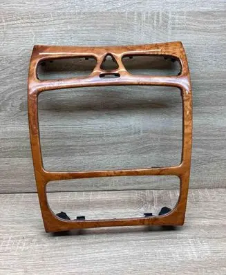 Radio/GPS head unit trim