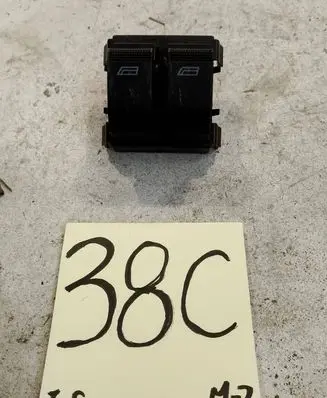 Audi A3 S3 8P Electric window control switch 90510303