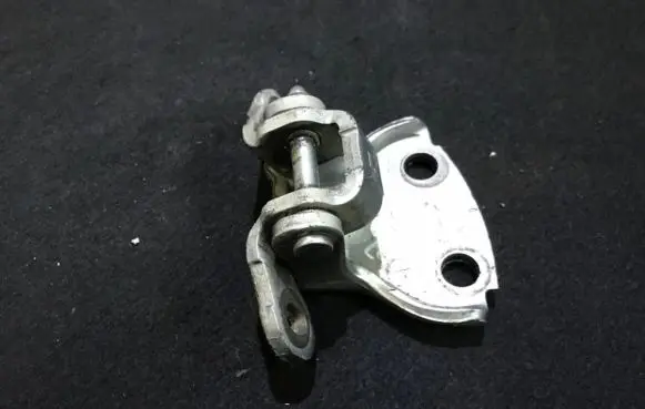Honda Civic Rear door lower hinge