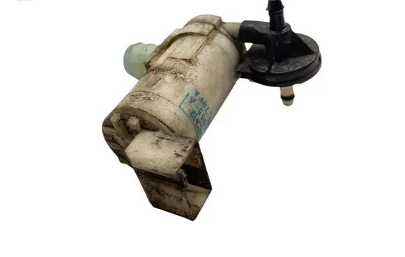 Nissan X-Trail T30 Windscreen/windshield washer pump 2224655A