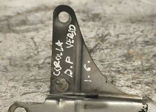Toyota Corolla Verso E121 Headlight/headlamp mounting bracket