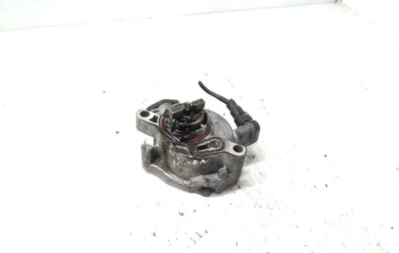 Citroen DS5 Vacuum pump 9804022880