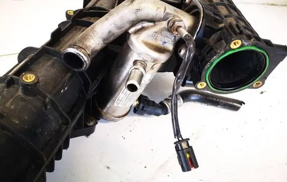 BMW X6 E71 EGR valve cooler 850733403 8507334-03