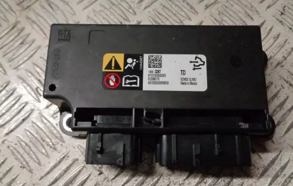 Opel Corsa E Airbag control unit/module 13593287