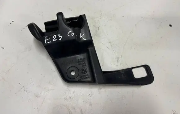 BMW X3 E83 Bumper support mounting bracket corner 3400955 DN013489