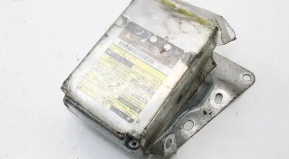 Toyota Avensis Verso Airbag control unit/module 891700W030