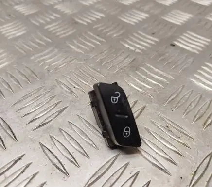 Volkswagen Tiguan Central locking switch button 1K0962126B