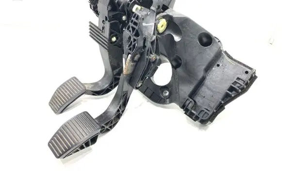 Jeep Compass Pedal assembly 00520683380