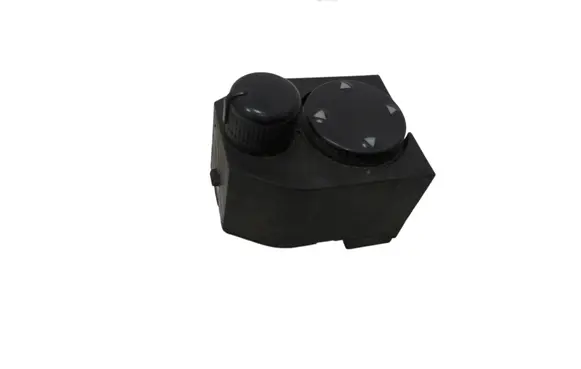 Wing mirror switch