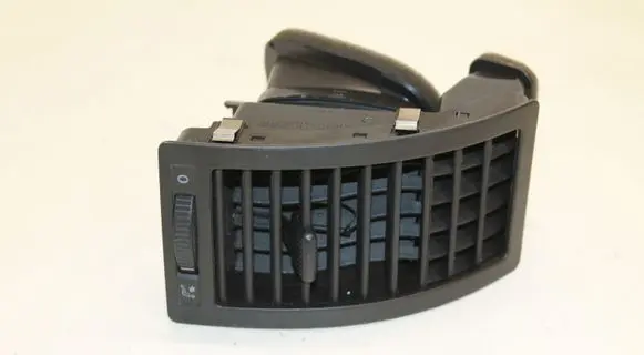 Volkswagen Polo IV 9N3 Dashboard side air vent grill/cover trim 6Q0819704 J02 PPTV30