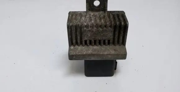 Nissan Micra Glow plug pre-heat relay 7700115078