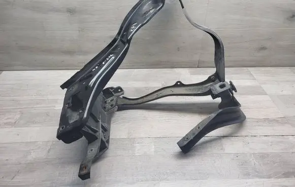 Mercedes-Benz E W212 Headlight/headlamp mounting bracket 212620021