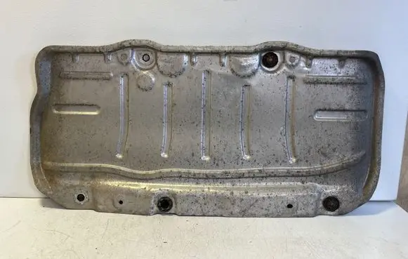 Audi Q2 - Heat shield in engine bay 5Q0825701E