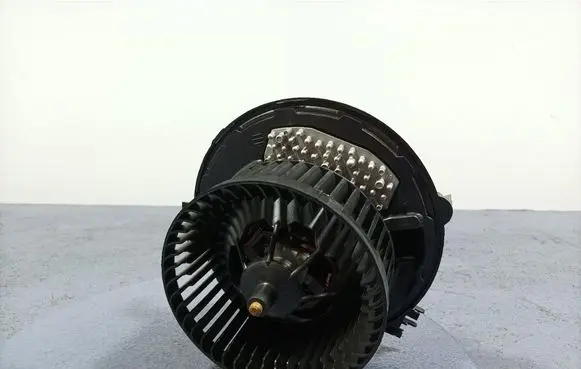 Heater fan/blower