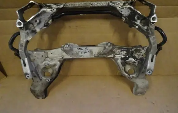 BMW 1 E81 E87 Front subframe