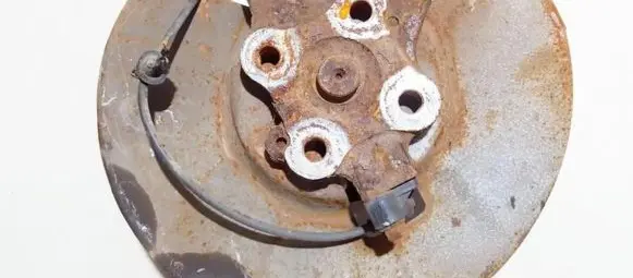 Mazda 6 Stub axle 