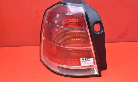 Opel Zafira B Rear/tail lights 24451841
