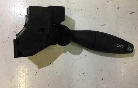Ford Mondeo Mk III Indicator stalk